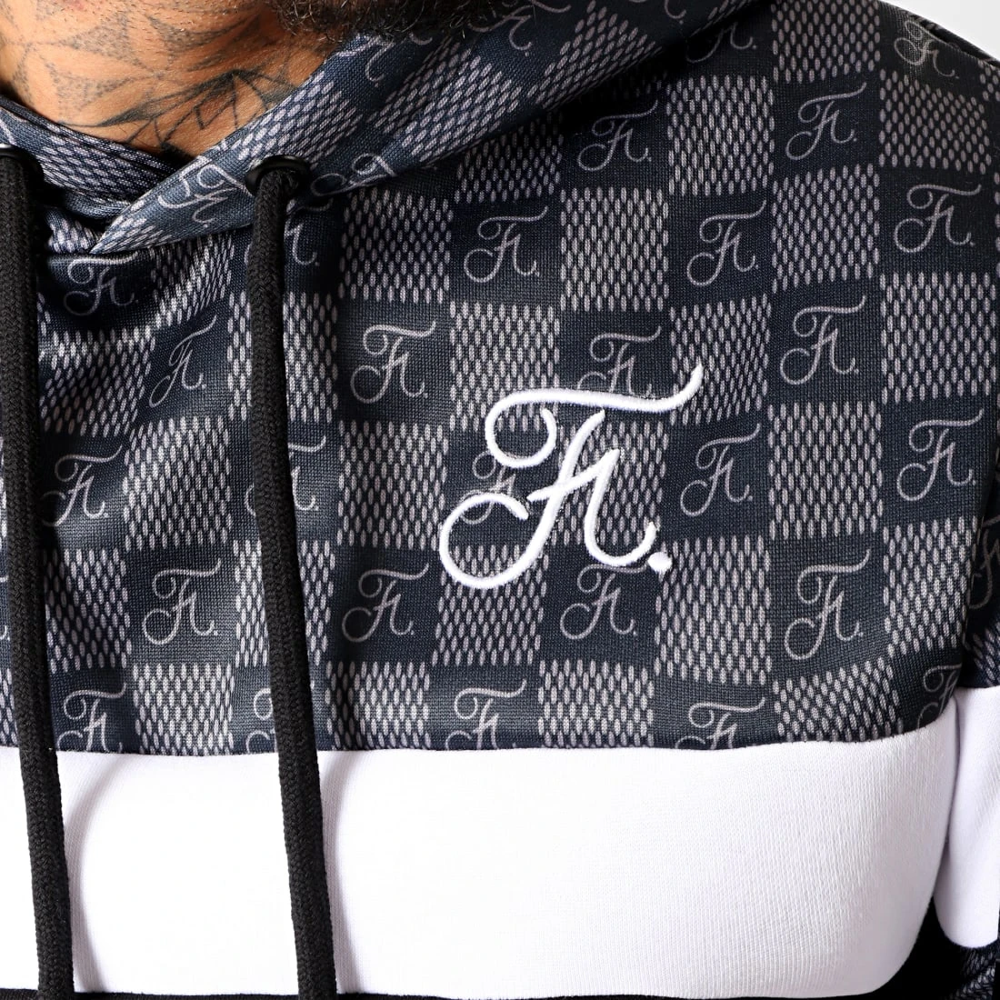 Remise ❤️ Sweat Capuche Damier Avec Broderie 261 Noir Blanc Gris de Final Club ⌛ 6 Remise ❤️ Sweat Capuche Damier Avec Broderie 261 Noir Blanc Gris de Final Club ⌛ – Image 4