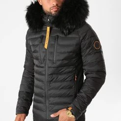 Sortie 👍 Doudoune Capuche Premium Tech Fourrure Noir Orange de Final Club ⌛ -Final Club Soldes final club 219839 FINAL DOUDOUNE TECH FUR NOIRORANGE 20200909T140538 03