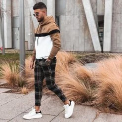 Offres ⭐ Sweat Capuche Tricolore Avec Broderie 443 Blanc Noir Camel de Final Club 😉 -Final Club Soldes final club 236898 FINAL 443 20210727T082822 05