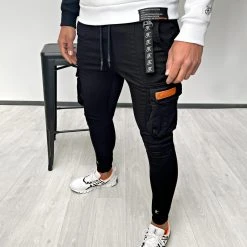 Les meilleures critiques de ✨ Pantalon Cargo Skinny 536 Noir de Final Club ✨ -Final Club Soldes final club 244751 FINAL 536 20210305T083328 06