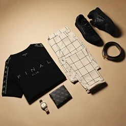 Promo 💯 Tee Shirt A Bandes Logo Premium Fit 774 Noir Doré de Final Club 🎉 -Final Club Soldes final club 283970 FINAL 774 20211110T084137 03