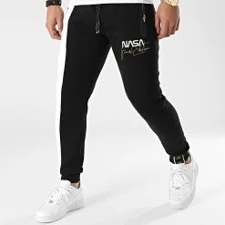 Le moins cher 🔔 Pantalon Jogging Nasa Final Edition Noir Blanc Détails Or de Final Club 👍 -Final Club Soldes final club 290293 FINAL 817 20220121T153413 05