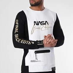Meilleure affaire 😀 Sweat Crewneck Nasa Final Edition 844 Noir Blanc Détails Or de Final Club 👍 -Final Club Soldes final club 292112 FINAL 844 20220218T142336 03