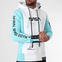 De gros 😉 Sweat Capuche NASA Final Edition 846 Blanc Bleu Pastel de Final Club 🌟 -Final Club Soldes final club 292340 FINAL 846 20220218T142410 03