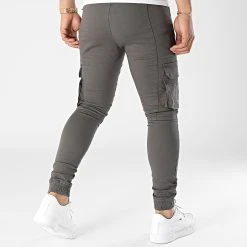 Les meilleures critiques de ⭐ Pantalon Cargo 931 Gris Anthracite de Final Club 🔔 -Final Club Soldes final club 301640 FINAL 931 20220421T135622 05
