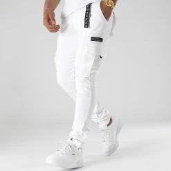 Coupon ✨ Pantalon Cargo Skinny Fit 945 Blanc de Final Club ❤️ -Final Club Soldes final club 304435 FAB FINAL 945 20220505T154739 04