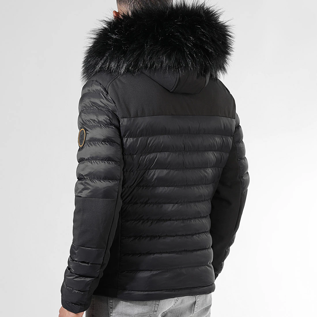 Grosses soldes ✔️ Doudoune Night Shark Noir Orange Avec Fourrure Noire 0014 Noir de Final Club 🔥 6 Grosses soldes ✔️ Doudoune Night Shark Noir Orange Avec Fourrure Noire 0014 Noir de Final Club 🔥 – Image 4