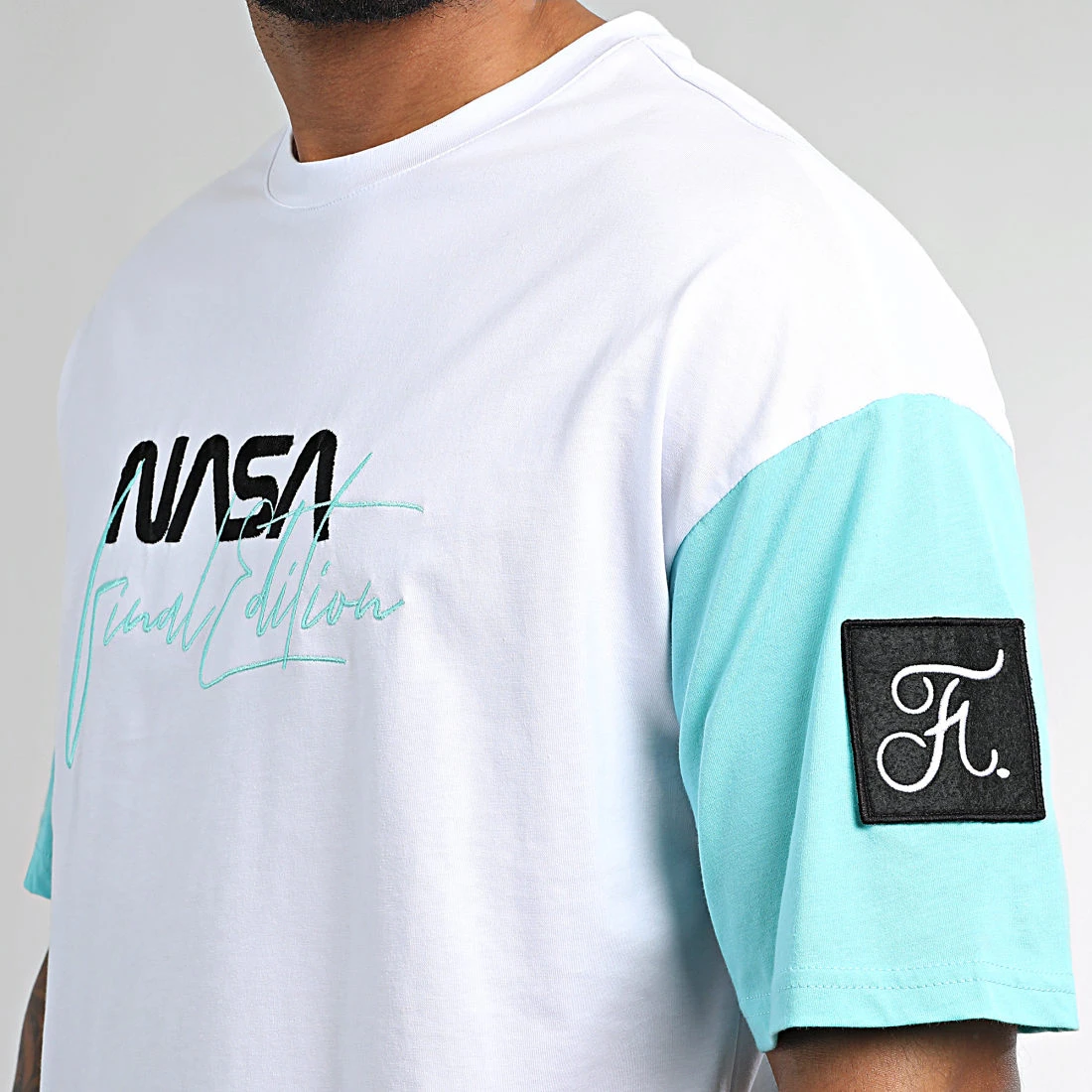 Vente flash 🎁 Tee Shirt Oversize Large NASA Signature 1029 Blanc Bleu Pastel de Final Club ⭐ 4 Vente flash 🎁 Tee Shirt Oversize Large NASA Signature 1029 Blanc Bleu Pastel de Final Club ⭐ – Image 2